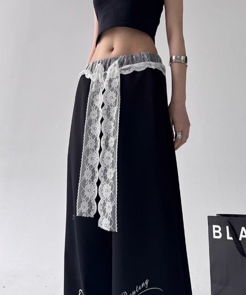 SHEENA（シーナ）の「レースレイヤードバタフライプリントスウェットワイドパンツ（スウェットパンツ・レディース・ホワイト/ブラック・M）」の6枚目の写真