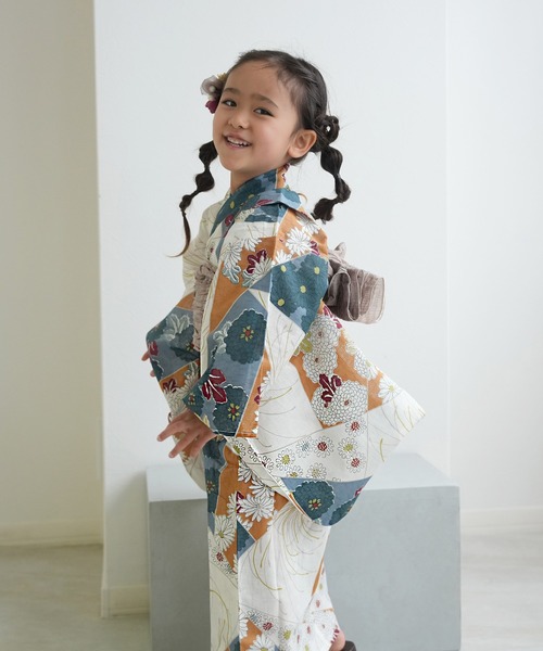 utatane（ウタタネ）の「キッズ浴衣3点セット ひよこ商店 マーガレットアプリコット裂取文（浴衣・キッズ・ブルー・100cm/110cm/120cm/130cm）」の7枚目の写真