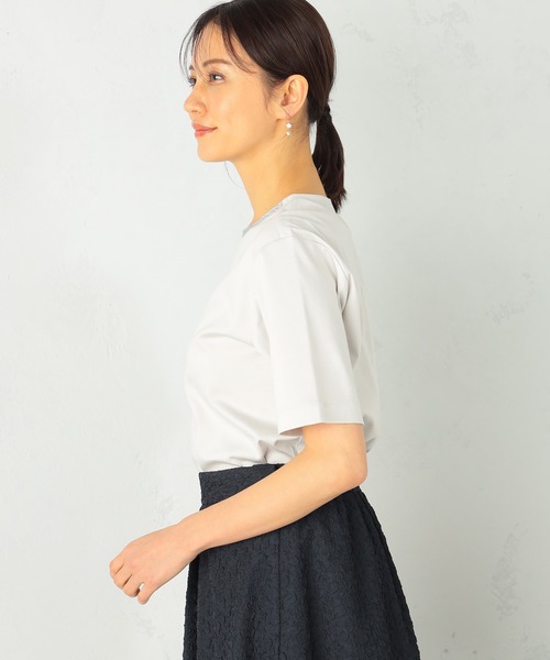 GALLORIA（ギャローリア）の「【キレメクシリーズ】衿ラメテープ　クルーネックTシャツ（Tシャツ/カットソー・レディース・スモークピンク/ブラック/ライトグレー/ホワイト・LL/S/M/L）」の13枚目の写真