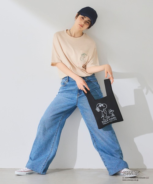 cross marche(クロスマルシェ)の「【ピーナッツ/PEANUTS】スヌーピー&ウッドストック マルシェニットトートバッグ(トートバッグ・レディース・ブラック/ライトグレー・FREE)」の15枚目の写真