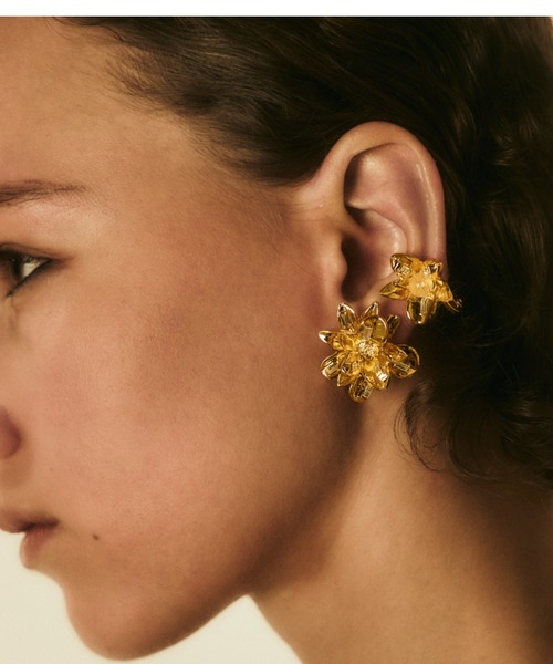 IRIS47(イリスフォーセブン)の「【IRIS 47】petit sunlit earring/プチ サンリット イヤリング(イヤリング・レディース・ゴールド/シルバー・FREE)」の7枚目の写真