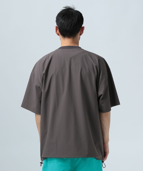 BAYFLOW（ベイフロー）の「[セットアップ可]アクティブ半袖プルオーバー【ストレッチ】（Tシャツ/カットソー・メンズ・ベージュ/グレー/ブラック・MEDIUM/LARGE）」の5枚目の写真