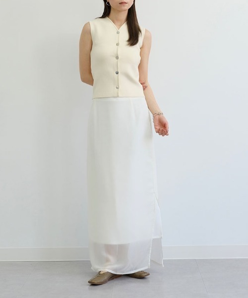 Reurie'(レウリィ)の「オリジナルシフォンレイヤードスカート / ロング丈 シアー スリット Iライン きれいめ シンプル モード お呼ばれコーデ フェミニン オフィスカジュアル(スカート・レディース・アイボリー/ブラック・FREE)」の7枚目の写真