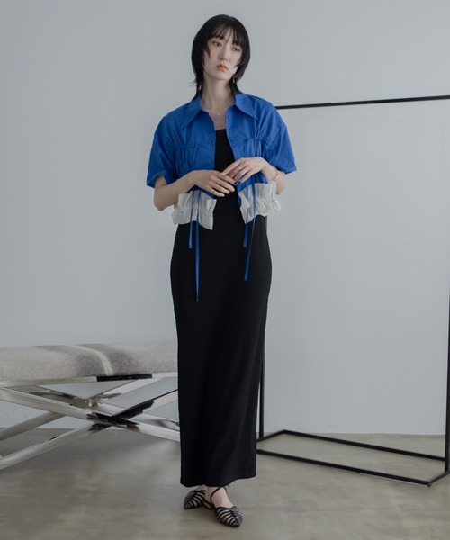 VACANCY（ヴァカンシー）の「フリルチュールドッキングバリモアシャツ（シャツ/ブラウス・レディース・ブルー/ホワイト/ブラック・FREE）」の5枚目の写真