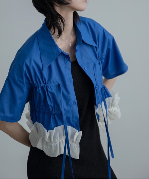VACANCY（ヴァカンシー）の「フリルチュールドッキングバリモアシャツ（シャツ/ブラウス・レディース・ブルー/ホワイト/ブラック・FREE）」の10枚目の写真
