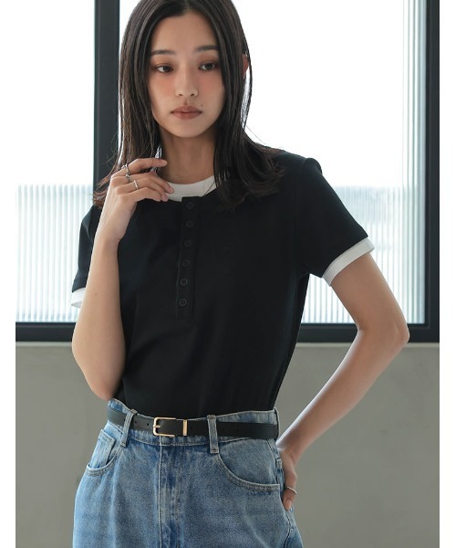 Re:EDIT(リエディ)の「配色ヘンリーネックレイヤード風半袖トップス(Tシャツ/カットソー・レディース・ブラック×ホワイト/ブラウン×イエロー/グレー×ホワイト/ホワイト×グレー・MEDIUM/LARGE)」の3枚目の写真