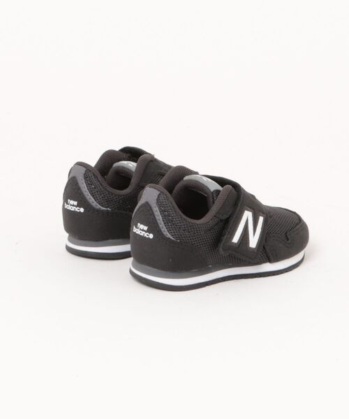 NEW BALANCE（ニューバランス）の「【New Balance／ニューバランス】NB IV323BK W ベビーシューズ（スニーカー・キッズ・ブラック・12.0cm/12.5cm/13.0cm/13.5cm/14.0cm/14.5cm/15.0cm/15.5cm/16.0cm/16.5cm）」の2枚目の写真