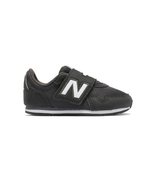 NEW BALANCE（ニューバランス）の「【New Balance／ニューバランス】NB IV323BK W ベビーシューズ（スニーカー・キッズ・ブラック・12.0cm/12.5cm/13.0cm/13.5cm/14.0cm/14.5cm/15.0cm/15.5cm/16.0cm/16.5cm）」の6枚目の写真