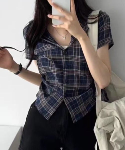 Aelina(エリナ)の「ドローストリング半袖フード付きチェック柄シャツ(シャツ/ブラウス・レディース・グリーン/ベージュ/ブルー・F)」の16枚目の写真