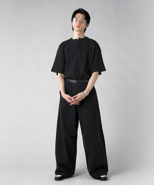 EPIC(エピック)の「ワイドバギーダーツデニムパンツ(デニムパンツ・メンズ・ブラック/ブラック系・S/M/L/XL)」の14枚目の写真
