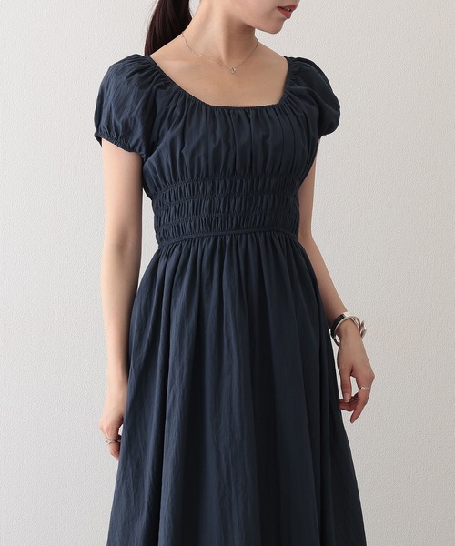 Lace Ladies(レースレディース)の「スクエアネック ワッシャー加工 ギャザー ウエスト シャーリング ワンピース(ワンピース・レディース・ネイビー/ベージュ/アイボリー・M)」の9枚目の写真