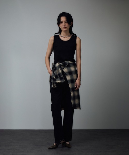 SALON adam et rope'(サロン アダム エ ロペ)の「【WEB限定】ラメリブタンク(タンクトップ・レディース・ブラック/グレー/オフホワイト・FREE)」の6枚目の写真