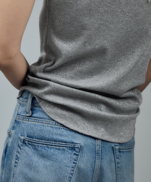 SALON adam et rope'(サロン アダム エ ロペ)の「【WEB限定】ラメリブタンク(タンクトップ・レディース・ブラック/グレー/オフホワイト・FREE)」の13枚目の写真