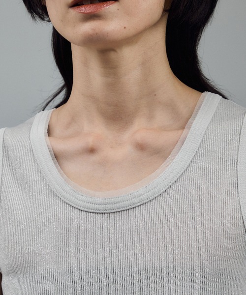 SALON adam et rope'(サロン アダム エ ロペ)の「【WEB限定】ラメリブタンク(タンクトップ・レディース・ブラック/グレー/オフホワイト・FREE)」の20枚目の写真