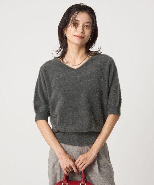 green label relaxing(グリーンレーベルリラクシング)の「フラッフフェザー 2WAY ショートスリーブ ニット プルオーバー -ウォッシャブル-(ニット/セーター・レディース・オフホワイト/ライトブルー/ダークブラウン/ダークグレー・FREE)」の9枚目の写真