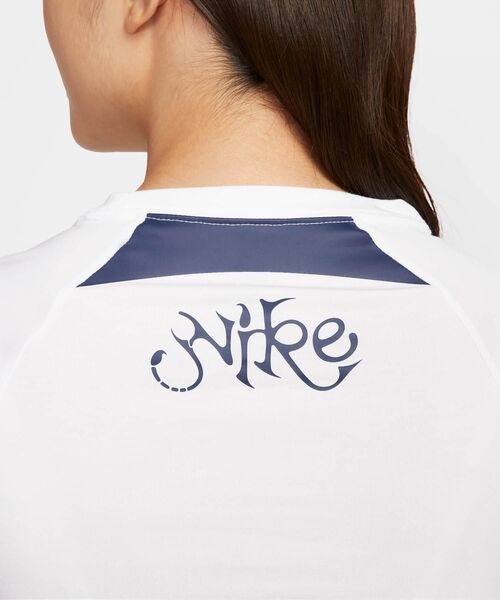 NIKE（ナイキ）の「ナイキ スポーツウェア チル ニット