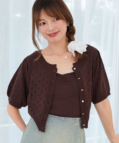 MAJESTIC LEGON（マジェスティックレゴン）の「キャミセットフラワーアイレットクルーカーデ（カーディガン/ボレロ・レディース・アイボリー/ネイビー/レッド/ブラウン・MEDIUM）」の2枚目の写真