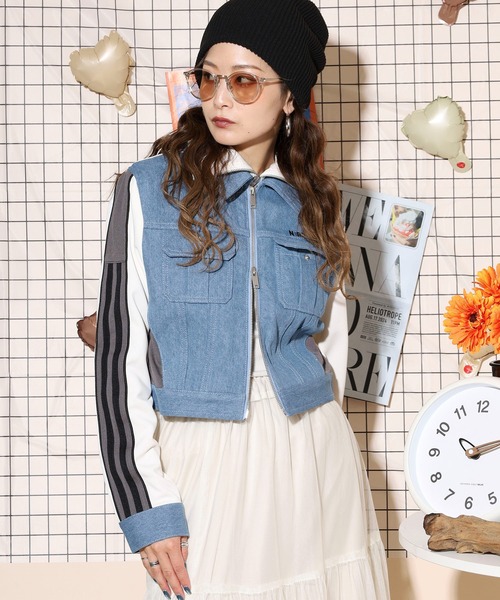 NERDY(ノルディ)の「デニムミックストラックトップ(ジャージ・レディース・レッド/ベージュ/カーキ・M/SS/S)」の4枚目の写真