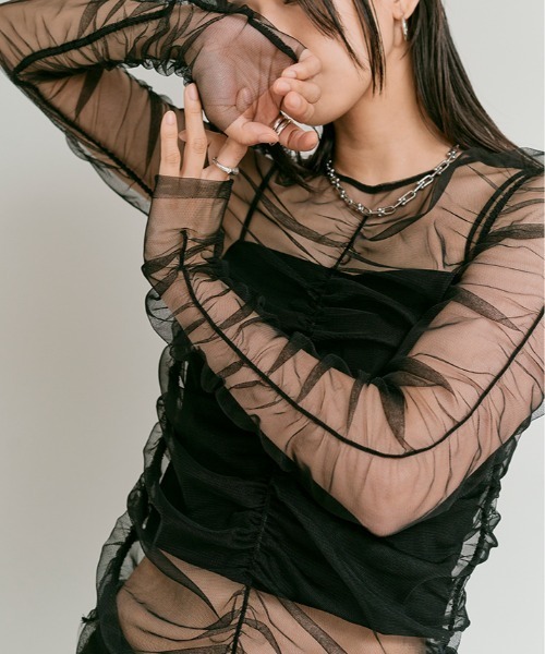 W:Huku(フーク)の「2way シャーリング シアー ロングスリーブ トップス / 2Way Shirred Sheer Top(Tシャツ/カットソー・レディース・ブラック/グレー/アイボリー・FREE)」の16枚目の写真