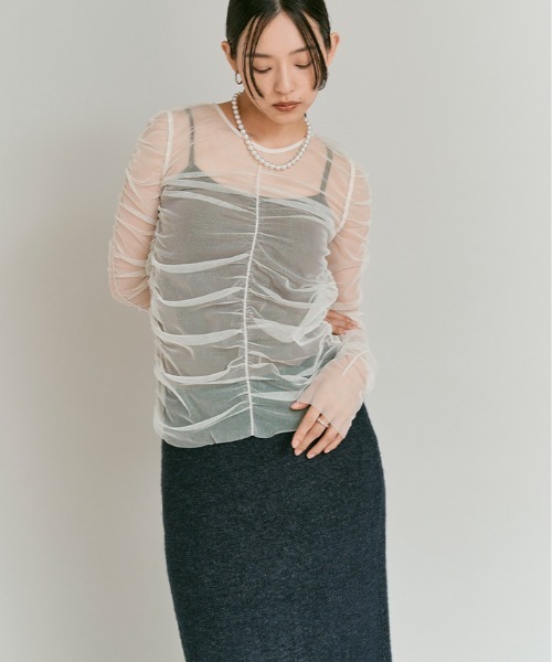 W:Huku(フーク)の「2way シャーリング シアー ロングスリーブ トップス / 2Way Shirred Sheer Top(Tシャツ/カットソー・レディース・ブラック/グレー/アイボリー・FREE)」の17枚目の写真