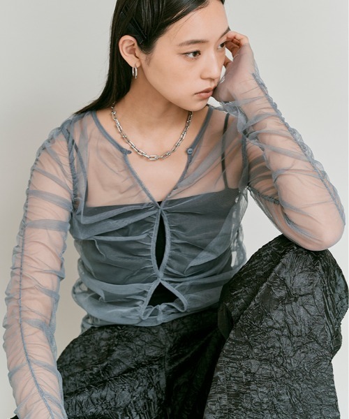 W:Huku(フーク)の「2way シャーリング シアー ロングスリーブ トップス / 2Way Shirred Sheer Top(Tシャツ/カットソー・レディース・ブラック/グレー/アイボリー・FREE)」の22枚目の写真
