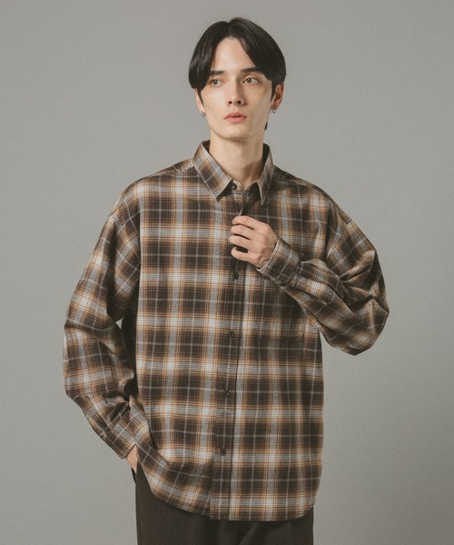 RAGEBLUE（レイジブルー）の「ビッグシルエット/オンブレチェックシャツ（シャツ/ブラウス・メンズ・ブラウン/ホワイト系その他/ネイビー/ブラック・LARGE/SMALL/MEDIUM）」の3枚目の写真