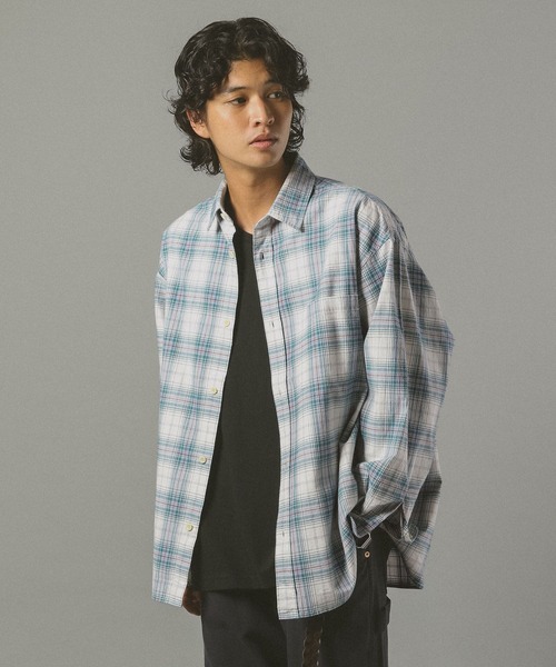 RAGEBLUE（レイジブルー）の「ビッグシルエット/オンブレチェックシャツ（シャツ/ブラウス・メンズ・ブラウン/ホワイト系その他/ネイビー/ブラック・LARGE/SMALL/MEDIUM）」の8枚目の写真