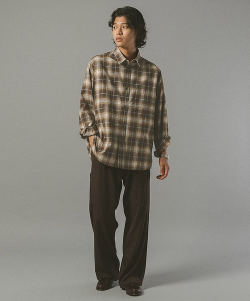 RAGEBLUE（レイジブルー）の「ビッグシルエット/オンブレチェックシャツ（シャツ/ブラウス・メンズ・ブラウン/ホワイト系その他/ネイビー/ブラック・LARGE/SMALL/MEDIUM）」の17枚目の写真