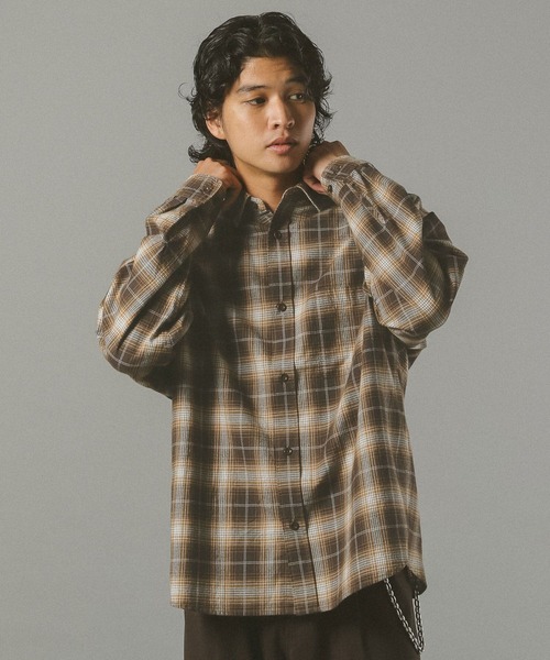 RAGEBLUE（レイジブルー）の「ビッグシルエット/オンブレチェックシャツ（シャツ/ブラウス・メンズ・ブラウン/ホワイト系その他/ネイビー/ブラック・LARGE/SMALL/MEDIUM）」の21枚目の写真