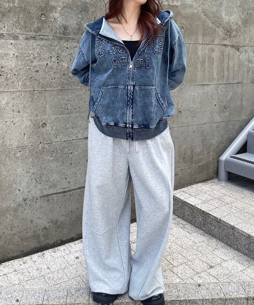 ROGER AND RAW(ロジャーアンドロウ)の「デニムジップアップパーカー(パーカー・レディース・ブラック/ブルー・FREE)」の14枚目の写真