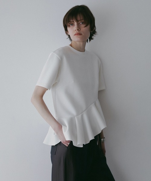 MANOF（マノフ）の「FRILL DESIGN CUT TOPS（Tシャツ/カットソー・レディース・ブラック/パープル/ホワイト・F）」の10枚目の写真