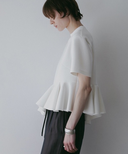 MANOF（マノフ）の「FRILL DESIGN CUT TOPS（Tシャツ/カットソー・レディース・ブラック/パープル/ホワイト・F）」の14枚目の写真