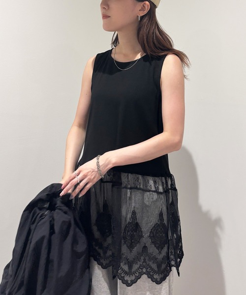ISOOK（アイスー）の「【ISOOK / アイスー】 レースドッキングタンクトップ / ノースリーブ チュニック 裾レース スカラップレース バイカラー 無地 黒 グレー ブラック ZOZOTOWN限定（タンクトップ・レディース・グレー/ブラック・FREE）」の21枚目の写真
