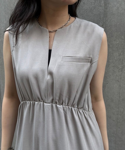 &g'aime(アンジェム)の「【&g'aime】レザー切替ティアードワンピース Leather-Panel Tiered Dress(ワンピース・レディース・ブラック/グレイッシュベージュ・FREE)」の11枚目の写真