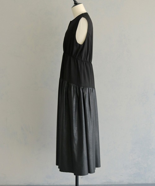 &g'aime(アンジェム)の「【&g'aime】レザー切替ティアードワンピース Leather-Panel Tiered Dress(ワンピース・レディース・ブラック/グレイッシュベージュ・FREE)」の15枚目の写真