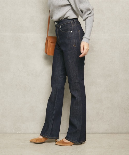 Sirin(シリン)の「【YANUK】セミフレア インディゴ(デニムパンツ・レディース・インディゴブルー・SMALL/X-SMALL)」の5枚目の写真