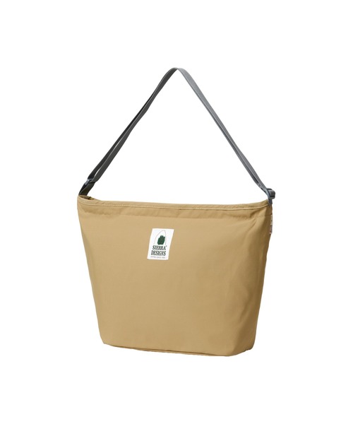 SIERRA DESIGNS（シェラデザイン）の「◆FUDGE 掲載モデル◆60/40 SHOULDER BAG（小サイズ）（ショルダーバッグ・レディース・タン/グリーン/ダークネイビー/ブラック/サックスブルー/セージグリーン・ONE SIZE）」の3枚目の写真