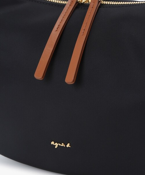 agnes b.(アニエスベー)の「ナイロン 2way ミディアム ショルダーバッグ "Tsuki" ZAS07-01(ショルダーバッグ・レディース・ブラウン・FREE)」の6枚目の写真