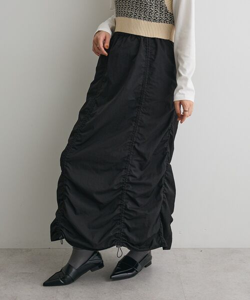 CRAFT STANDARD BOUTIQUE(クラフトスタンダードブティック)の「ドロストシャーリングデザインスカート(スカート・レディース・ブラウン/ブラック・FREE)」の12枚目の写真