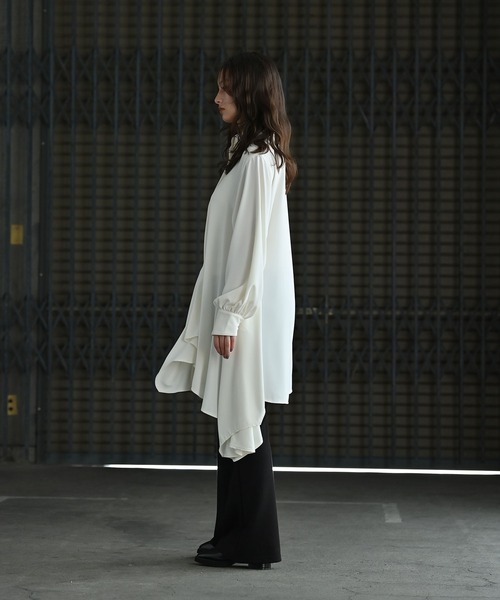 funda mine（ファンダマイン）の「とろみアシンメトリーシャツ（シャツ/ブラウス・レディース・ホワイト/ブラック・FREE）」の5枚目の写真