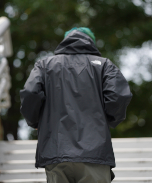 THE NORTH FACE(ザノースフェイス)の「THE NORTH FACE / ザ ノースフェイス Dot Shot Jacket ドットショットジャケット(マウンテンパーカー・メンズ・チャコールグレー/ブラック・X-LARGE/LARGE/MEDIUM)」の18枚目の写真