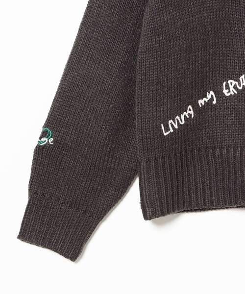 B:MING by BEAMS（ビーミングバイビームス）の「手書き刺繍 ニット（ニット/セーター・レディース・レッド/チャコールグレー/オフホワイト・ONE SIZE）」の16枚目の写真