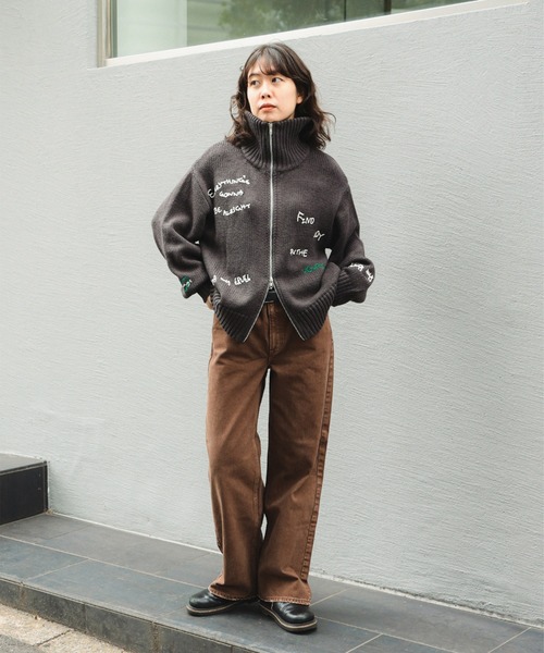 B:MING by BEAMS（ビーミングバイビームス）の「手書き刺繍 ニット（ニット/セーター・レディース・レッド/チャコールグレー/オフホワイト・ONE SIZE）」の6枚目の写真