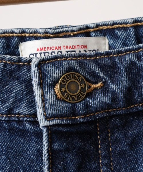GUESS JEANS(ゲスジーンズ)の「GUESS JEANS GJ G10 CARGO PANTS ゲス ワイドカーゴパンツ デニムパンツ ジーンズ(デニムパンツ・レディース・インディゴブルー・29inch/27inch/25inch/24inch/28inch/26inch)」の3枚目の写真