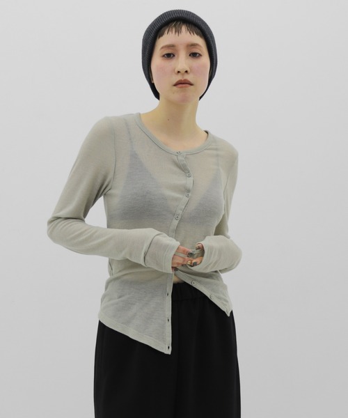 lit(リット)の「Front Curve Cut Cardigan(Tシャツ/カットソー・レディース・チャコールグレー/セージグリーン/アイボリー・FREE)」の3枚目の写真