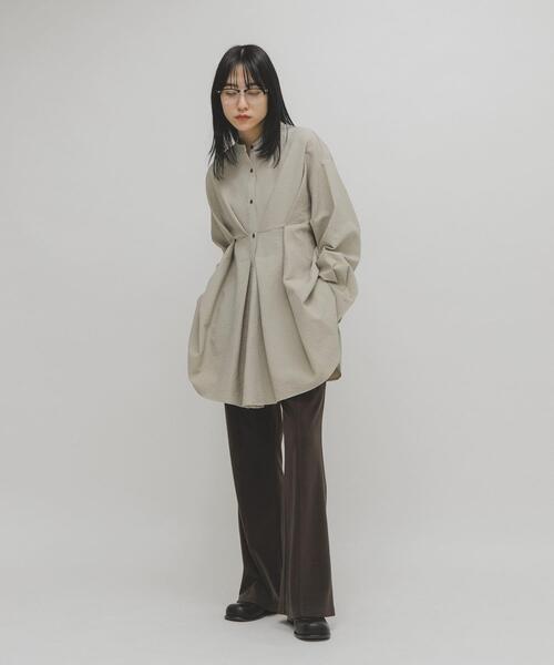 KBF（ケイビーエフ）の「イージーフレアパンツ（その他パンツ・レディース・アイボリー/ブラック/ダークブラウン・ONE）」の5枚目の写真