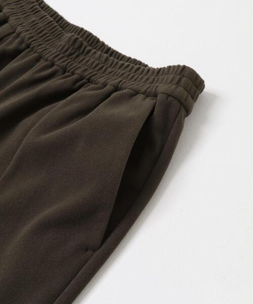 KBF（ケイビーエフ）の「イージーフレアパンツ（その他パンツ・レディース・アイボリー/ブラック/ダークブラウン・ONE）」の9枚目の写真