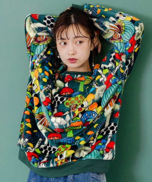 ScoLar（スカラー）の「153696：スカラー柄展開フランネルプルオーバー（Tシャツ/カットソー・レディース・ブラック/グリーン・M）」の2枚目の写真