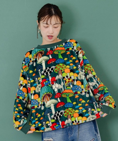 ScoLar（スカラー）の「153696：スカラー柄展開フランネルプルオーバー（Tシャツ/カットソー・レディース・ブラック/グリーン・M）」の4枚目の写真