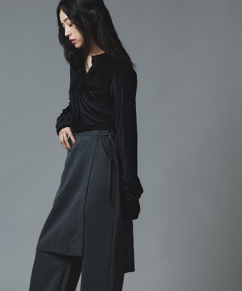 W:Huku(フーク)の「ベロア コンパクト カーディガン / Velour Compact Cardigan(Tシャツ/カットソー・レディース・ブラック/ブラウン/ベージュ/ネイビー・FREE)」の14枚目の写真